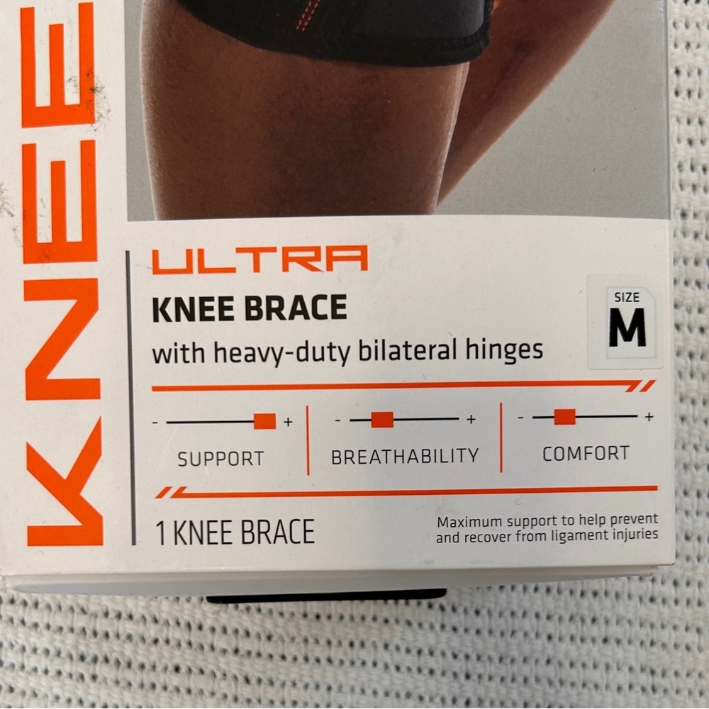 Shock Doctor Knee Brace Size M , Compression Level 3 Support w/ Bilateral Hinges - Picture 2 of 7